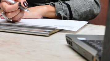 OIT: paridade salarial entre mulheres e homens vai levar mais de 70 anos