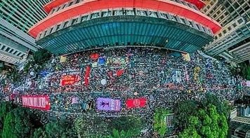 Manifestações contra Bolsonaro ganham força e mobilizam cerca de 750 mil pessoas 