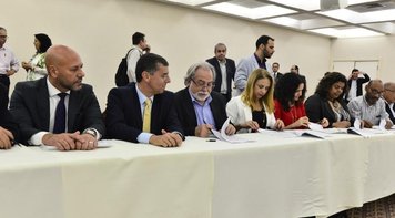 Após pressão, Itaú propõe acordo para PCR