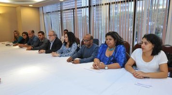 Contraf-CUT conquista reajuste no PCR para os bancários do Itaú e Bolsa Educação