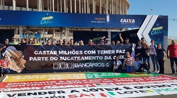 Empregados da Caixa fazem protesto e Dia de Luta nesta quarta-feira