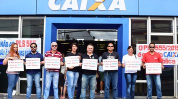  Bancários de Mato Grosso realiza ato contra o PLS 555 e cobra mais contratação na CAIXA