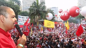 Em dia de luto, Senado enterra a democracia e dá golpe