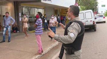Sindicato denuncia agressões a servidores em filas dos bancos e pede reforço da PM no Acre