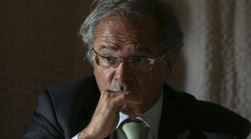 Estatais são como 'filhos que fugiram e hoje são drogados', diz Guedes