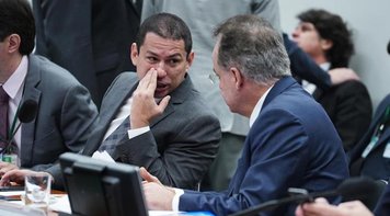 Comissão especial aprova relatório da ‘reforma’ da Previdência, que agora vai a plenário. CUT rejeita