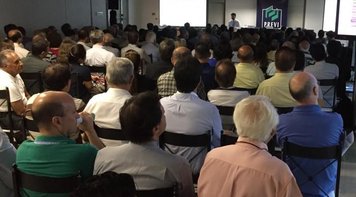 Previ apresenta resultados em reunião, em São Paulo