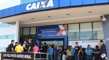 Bancários acreanos protestam por mais empregados na Caixa