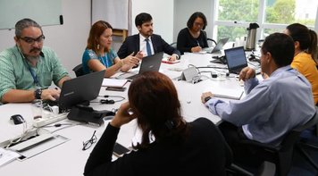 Trabalhadores e Caixa retomam debate sobre saúde e condições de trabalho