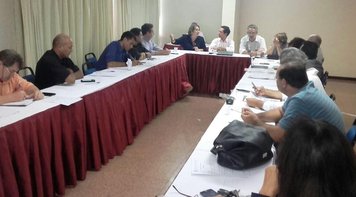 Se não forem barradas, reformas dos golpistas acabarão com a categoria bancária, adverte Fetec-CUT/CN