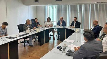 Fetec-CUT/CN e Sindicado do Pará discutem demissões no Basa com a Sest