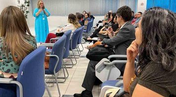 Presidenta da Caixa visita Belém pela segunda vez e Sindicato esteve junto