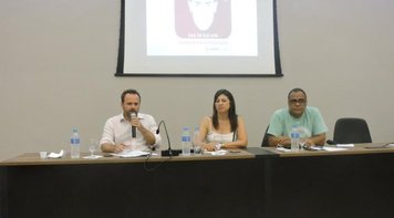 Roni Barbosa fala do desafio de criar uma grande rede de comunicação, durante Seminário de Comunicação da Contraf-CUT