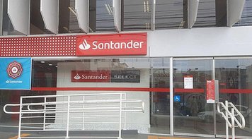 Movimento sindical cobra fim do horário estendido pelo Santander