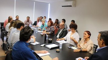 Santander inicia implantação da reforma trabalhista