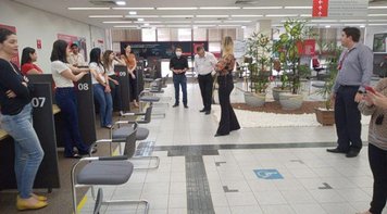 Santander descumpriu decretos de calamidade pública, mas por pressão do Sindicato, a partir desta quarta atenderá somente serviços essenciais