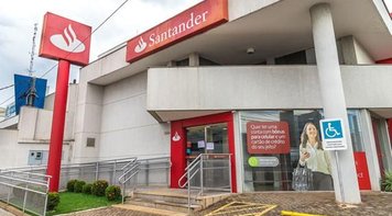 Sindicato acompanha situação de agência do Santander que foi alvo de criminosos