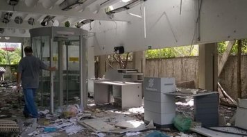 Saques e depredações de agência em São Paulo retratam o desmonte do BB