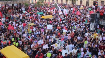 Pela democracia: bancárias e bancários, do Pará, vão às ruas