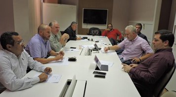 Fenaban frustra bancários em reunião da comissão bipartite de segurança bancária