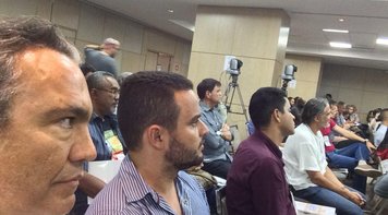 Seminário debate o desmonte dos bancos públicos