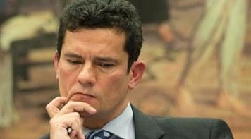 DURA LEX SED LEX:  Movimento de advogados denuncia juiz Sérgio Moro por crime de prevaricação