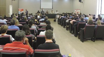 Sindicatos precisam se reinventar e encontrar novas formas de manifestações, diz juíza