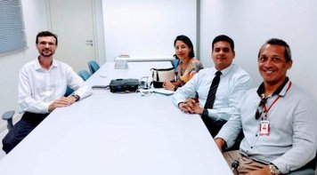 Estrutura de agências e contratações são temas de reunião com SR Sul da Caixa