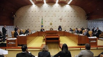 Em meio à crise, Senado aprova aumento de 16% para ministros do STF e da PGR
