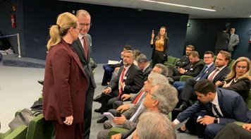 STF nega liminar e julgamento de Lula fica para segundo semestre