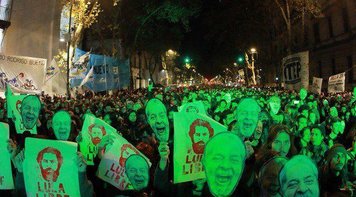 'Lula Festiva' reúne milhares na Argentina em defesa de Lula livre
