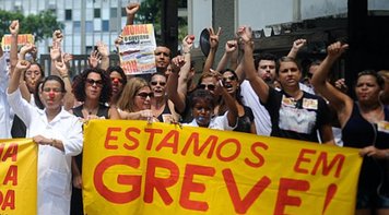 Servidores federais fazem dia nacional de luta e paralisação nesta terça