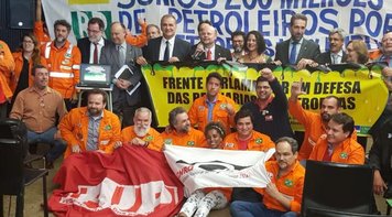 Parlamentares lançam frente contra privatização das refinarias