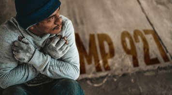 Câmara aprova medida cruel de Bolsonaro. MP 927 retira mais direitos trabalhista