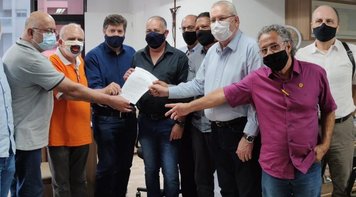 CUT e centrais sindicais entregam propostas de recuperação econômica a Rossi