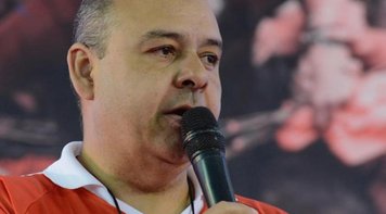  Papel da CUT é defender uma sociedade socialista, diz Vagner Freitas 