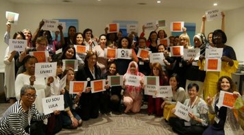 Em Bruxelas, sindicalistas de todo mundo pedem “Lula Livre”