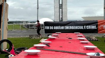 Polícia do DF proíbe protesto contra fim do auxílio emergencial