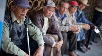 Após capitalização da Previdência, México dá bônus a idosos que estão na miséria