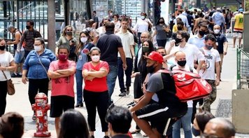 Trabalho por conta própria cresce com renda 31% menor e fica mais precarizado