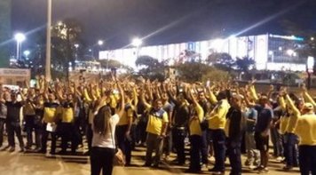 Trabalhadores e Correios aceitam proposta do TST e vão assinar acordo