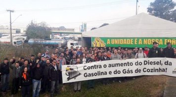 Petroleiros iniciam greve nesta quarta pela redução dos preços dos combustíveis e gás de cozinha