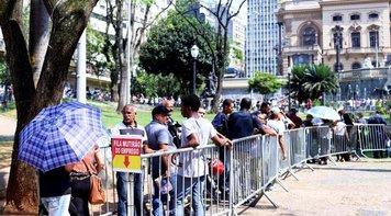 Quase 28 milhões de brasileiros estão sem trabalho 