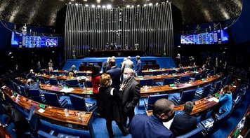 CUT e centrais pressionam Senado para derrubar reforma trabalhista de Bolsonaro 