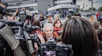 Mujica: “Lula somos todos os que têm problemas na América Latina”