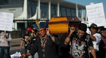 Governo Bolsonaro é denunciado na ONU por ameaça de genocídio de indígenas isolados