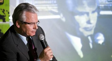 Juristas internacionais pedem libertação de Lula e anulação do julgamento