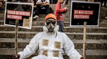 Menos saúde, mais veneno neste 2020 que abriu as porteiras para os agrotóxicos 