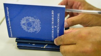 Desemprego bate recorde e atinge 14,4 milhões de pessoas, maior número desde 2012 