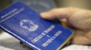 De janeiro a agosto, país perdeu quase 850 mil empregos com carteira